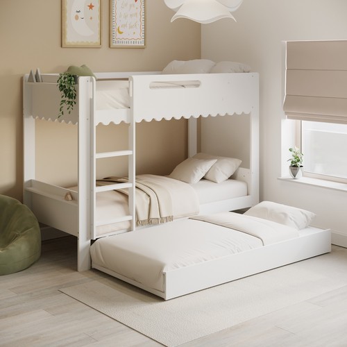 White scalloped triple sleeper - white,